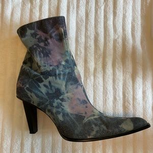 High heel denim-like Tie-dye boots size 11